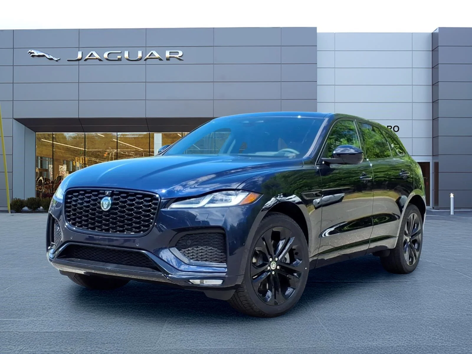 2026 Jaguar F-PACE P250 R-Dynamic S's photo