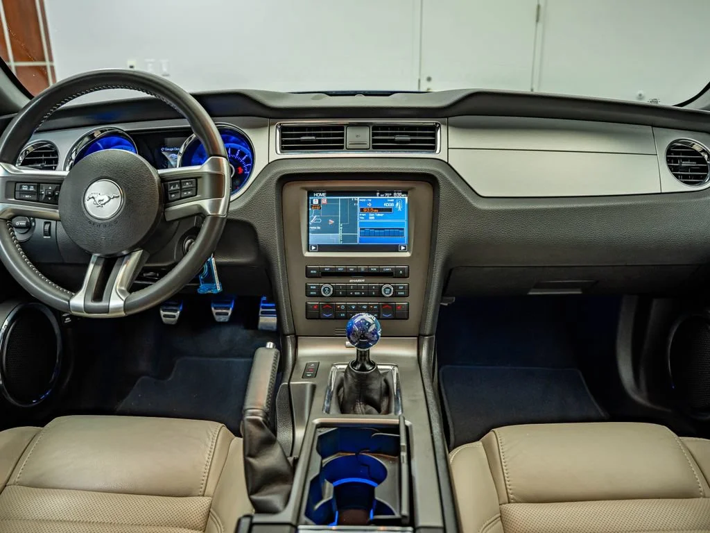 Used 2013 Blue Metallic Ford GT Premium image 39