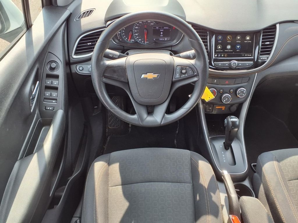 Used 2019 White Chevrolet LS image 15