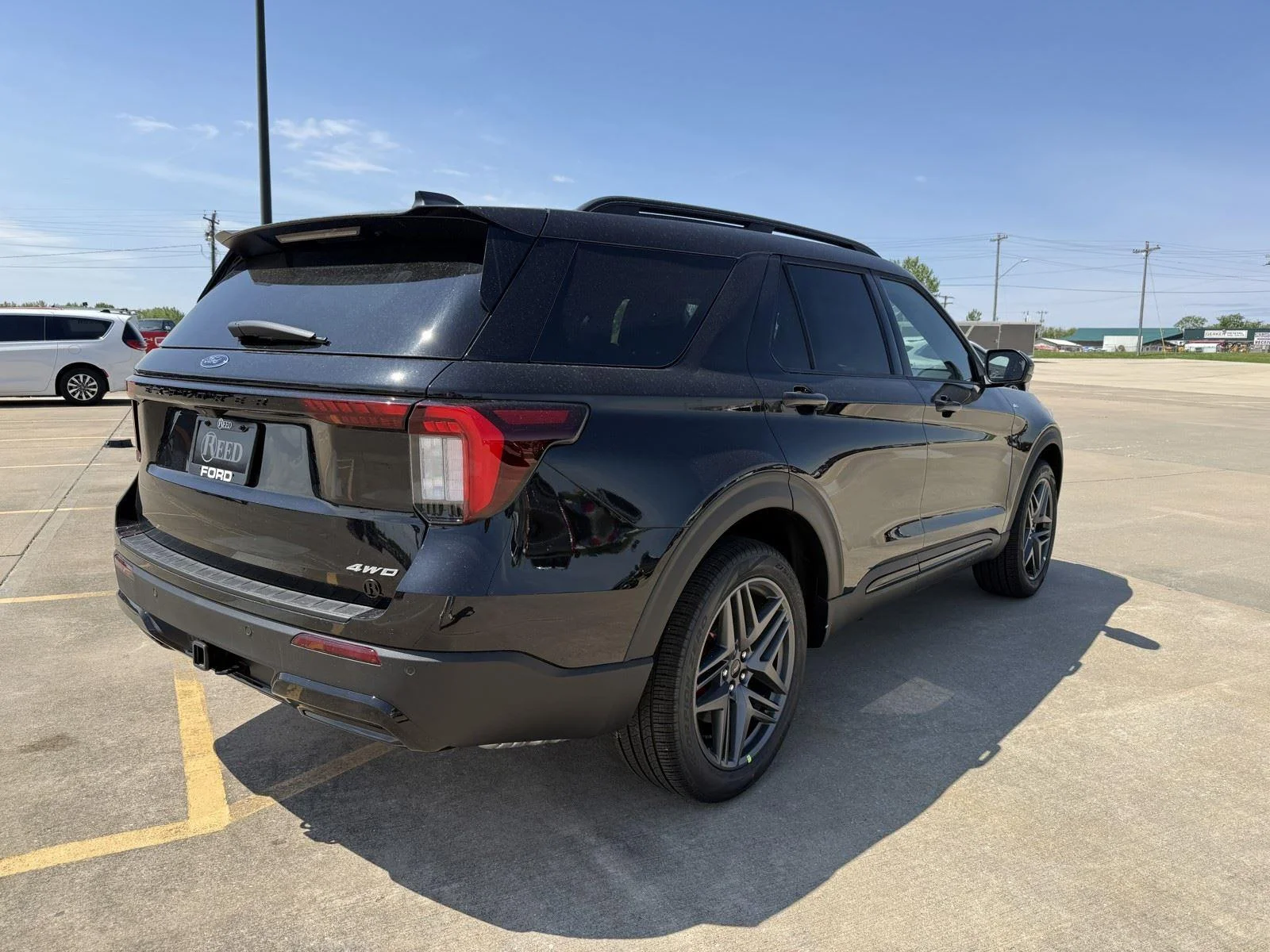 New 2026 Agate Black Metallic Ford ST-Line image 9