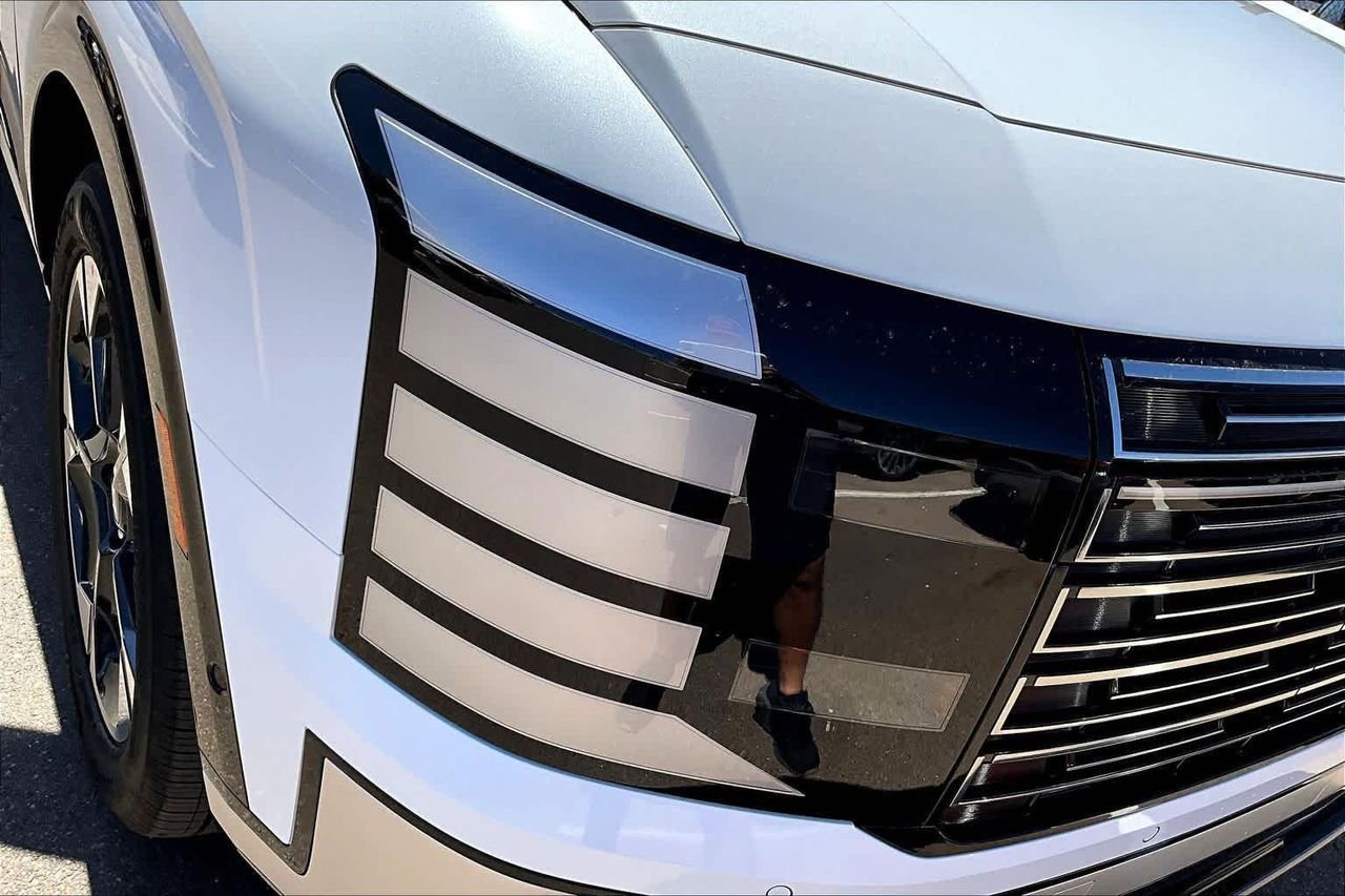 New 2026 Creamy White Pearl Hyundai Limited image 13