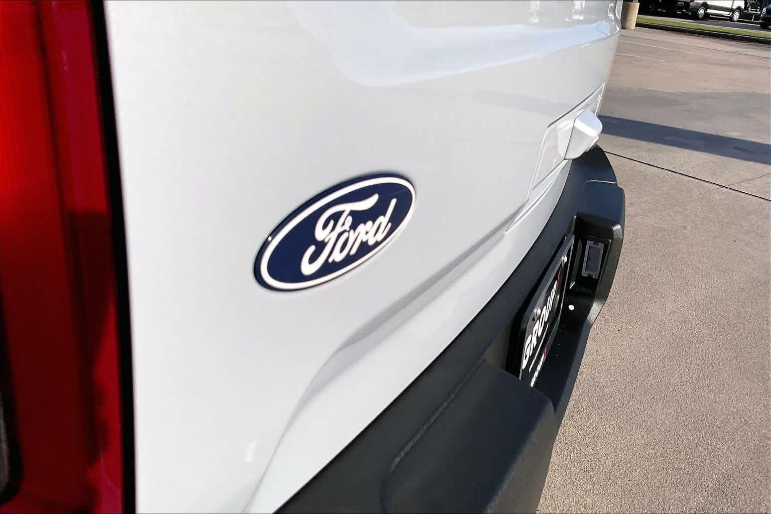 Used 2026 Space White Metallic Ford Big Bend image 30