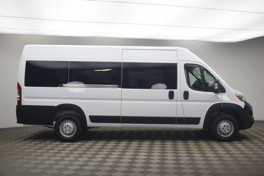 New 2026 Bright White Clear-Coat Exterior Paint RAM High Roof image 4