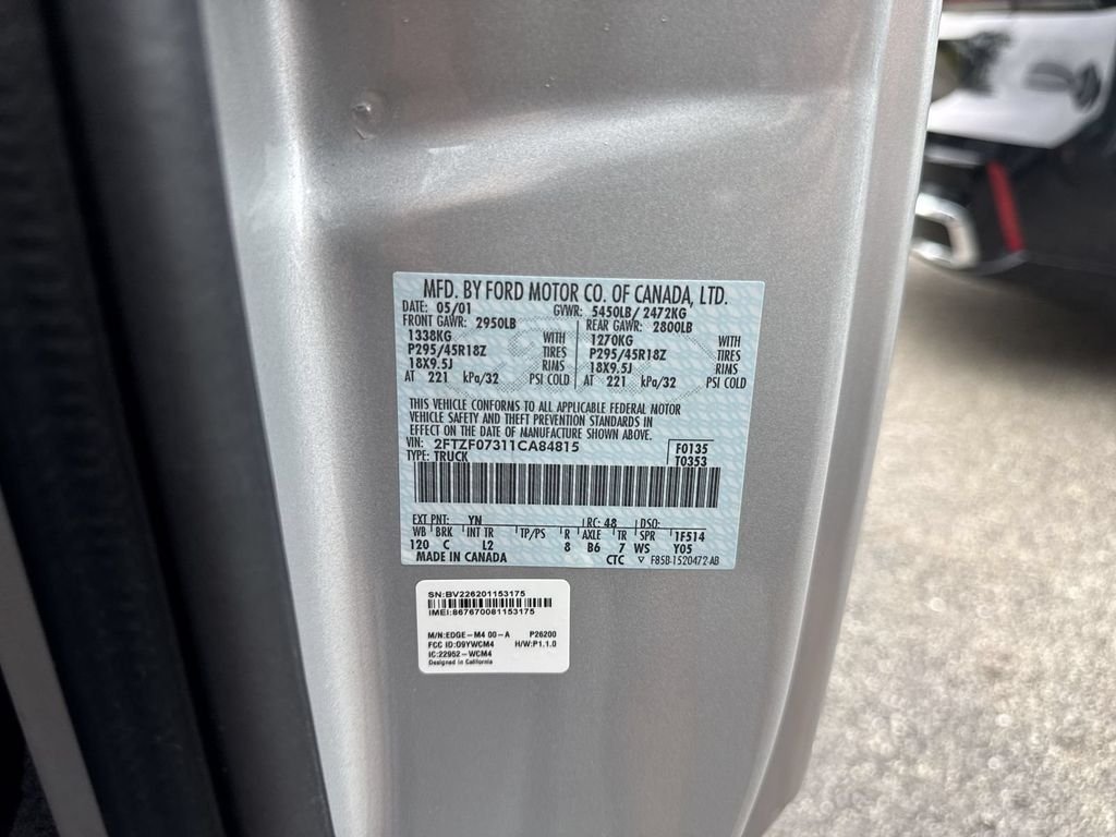 Used 2001  Ford SVT Lightning image 21