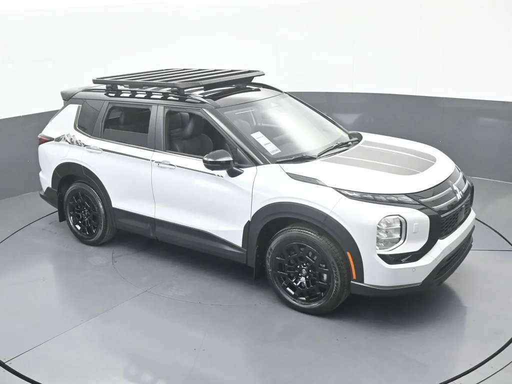 New 2026 White / Black Mitsubishi Trail Edition image 54