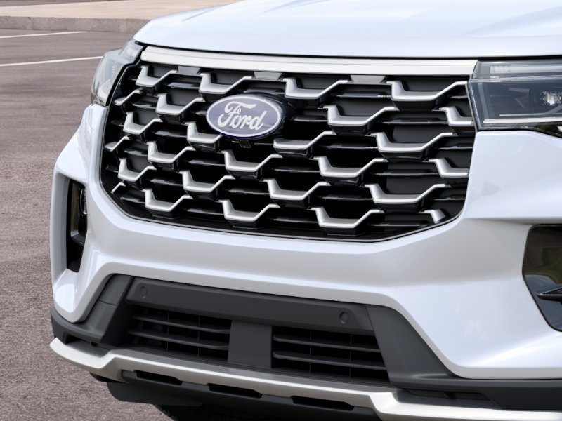 New 2027 Star White Metallic Tri-Coat Ford Platinum™ image 17
