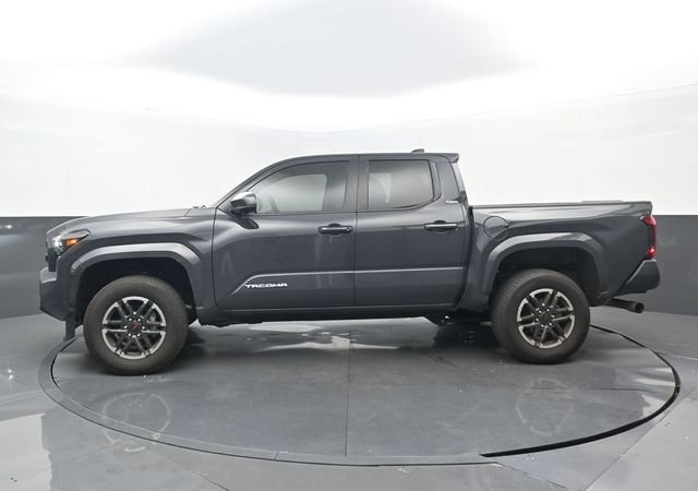 Used 2025 Underground Toyota SR5 image 21