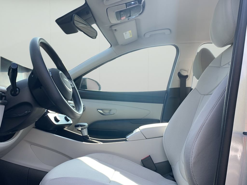 2026 Hyundai Tucson SE - Photo 14