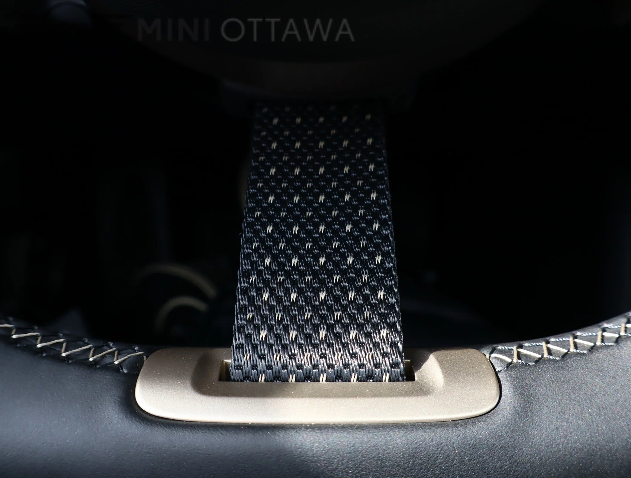 New 2026 Melting Silver III Metallic MINI Cooper C image 7