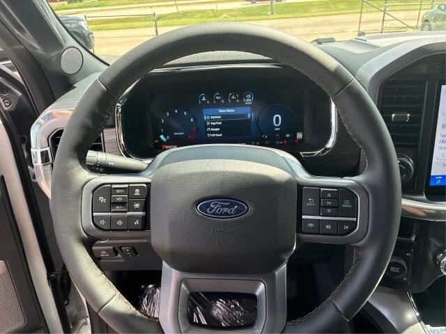 New 2026 Star White Metallic Tri-Coat Ford Lariat® image 38