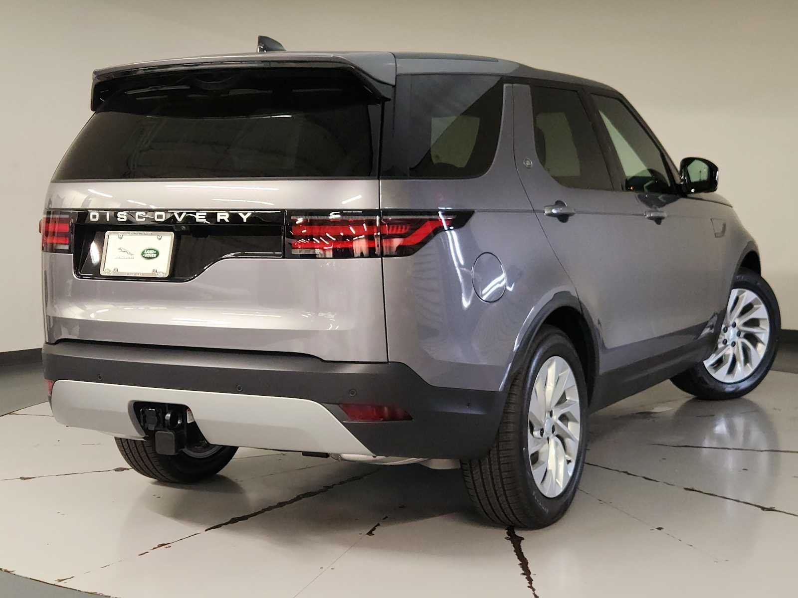 New 2026 Eiger Grey Land Rover S image 2