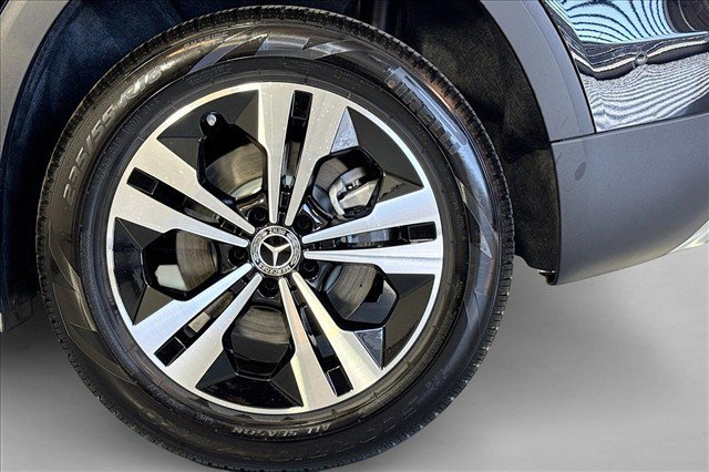 New 2026 Night Black Mercedes-Benz GLB 250 image 59