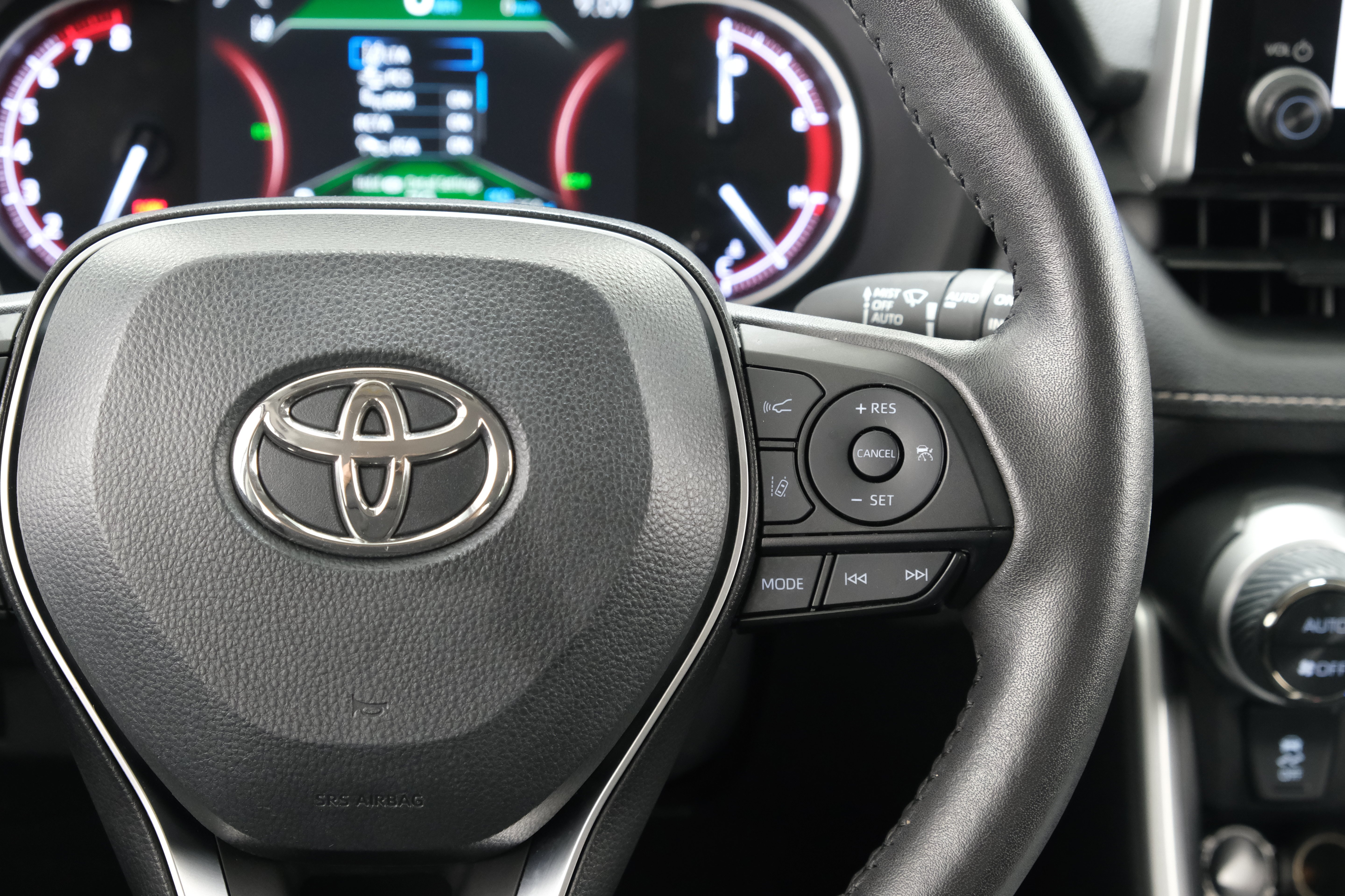 Certified Used 2025 Ice Cap Toyota XLE image 14
