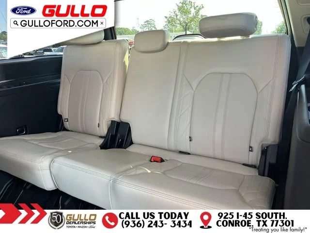 Certified Used 2019 Blue Metallic Ford Platinum image 15