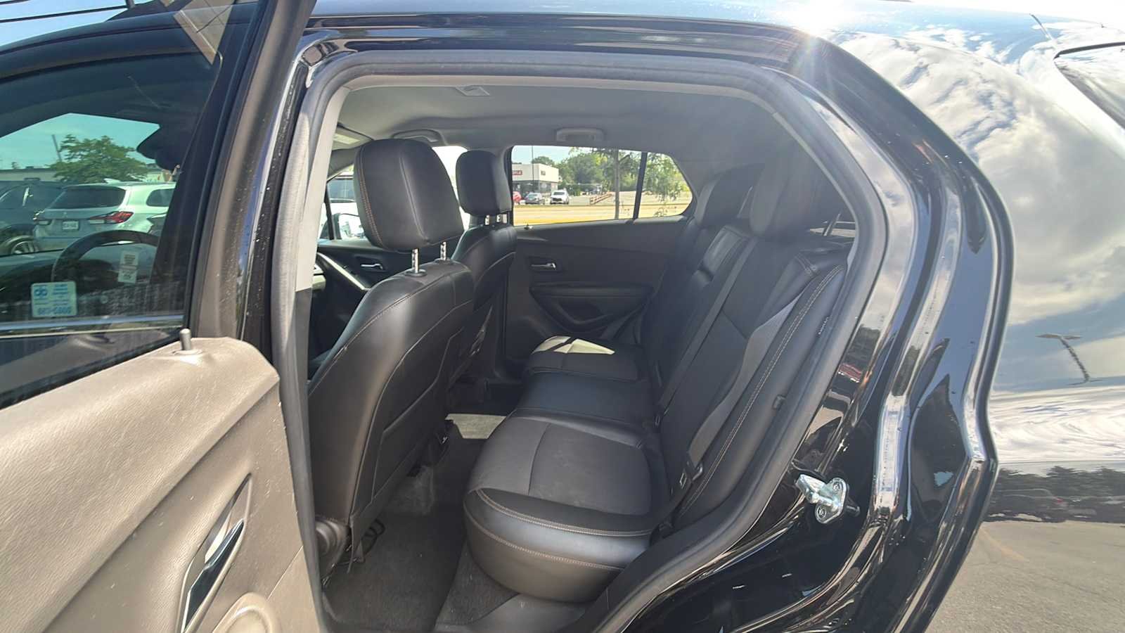 Used 2020 Mosaic Black Metallic Chevrolet LT image 14
