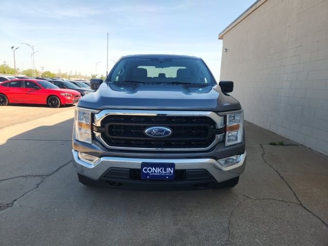 Used 2022  Ford XLT image 2