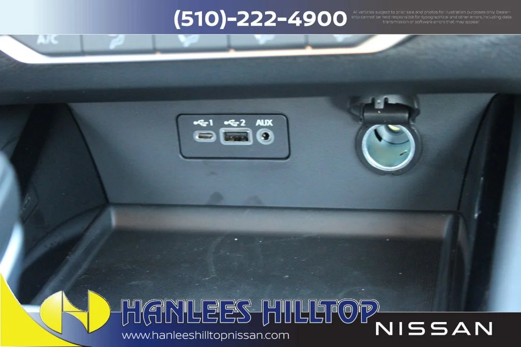 2025 Nissan Altima SR - Photo 21