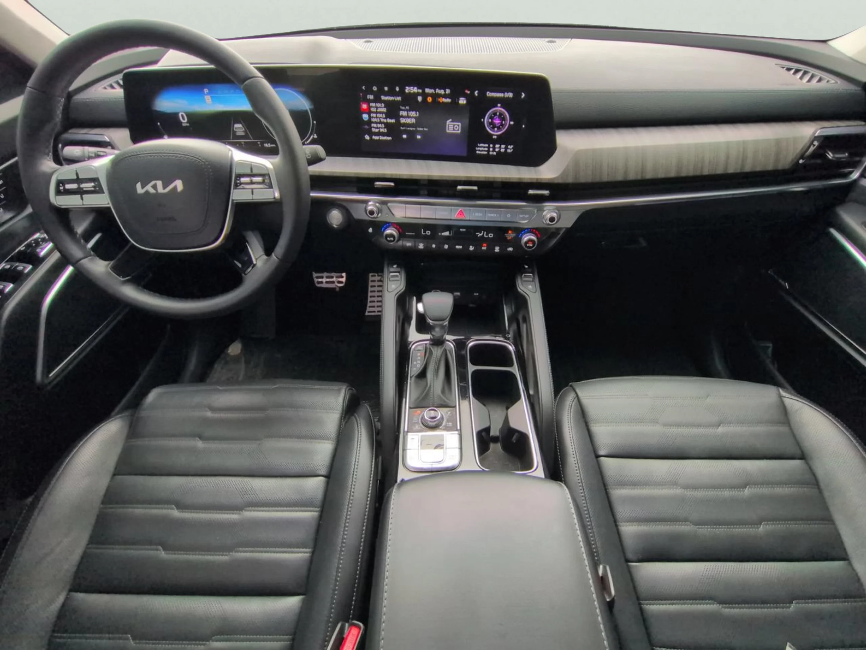 Certified Used 2024 Gravity Gray Kia SX-Prestige image 18