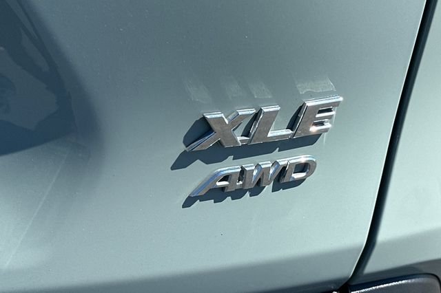 Certified Used 2023  Toyota XLE image 32