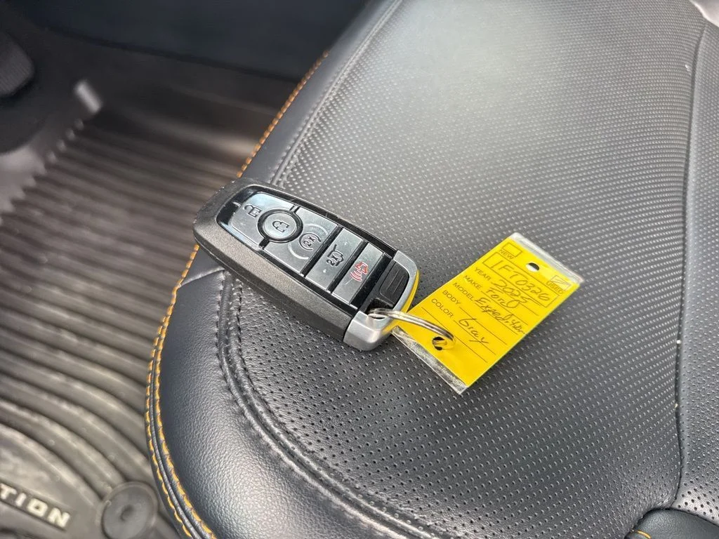 Used 2025 Gray Ford Tremor image 38
