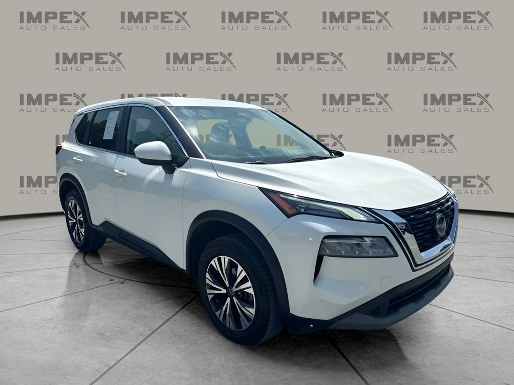 Used 2023 White Nissan SV image 4