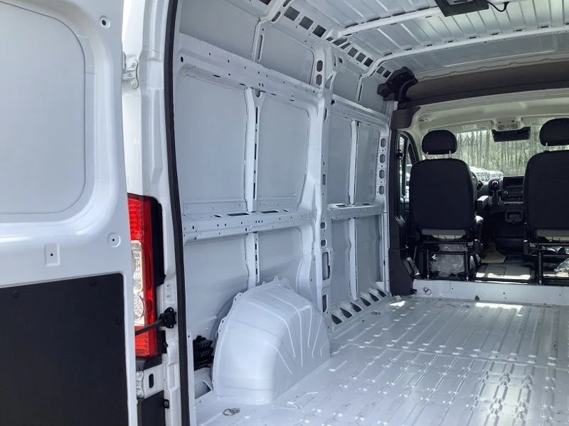 New 2026 Bright White Clear-Coat Exterior Paint RAM High Roof image 17