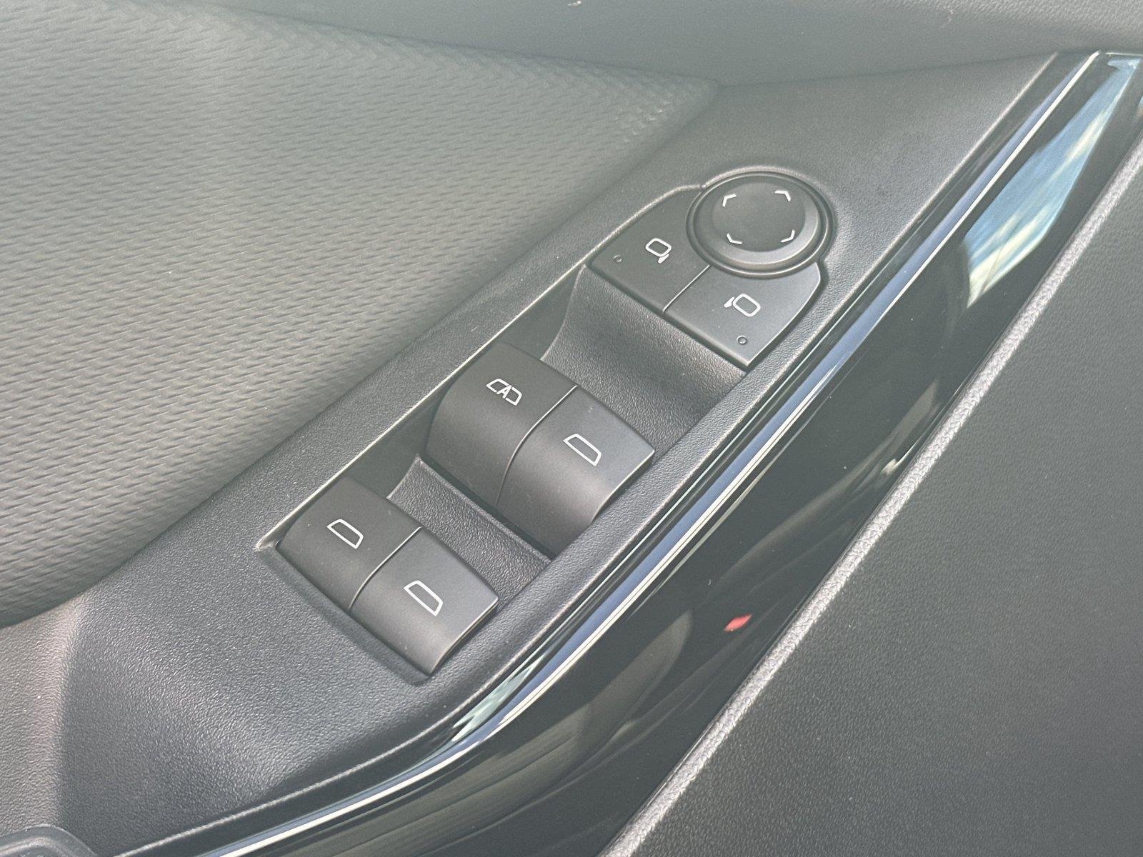 Used 2026 Mosaic Black Metallic Chevrolet FWD LT image 23