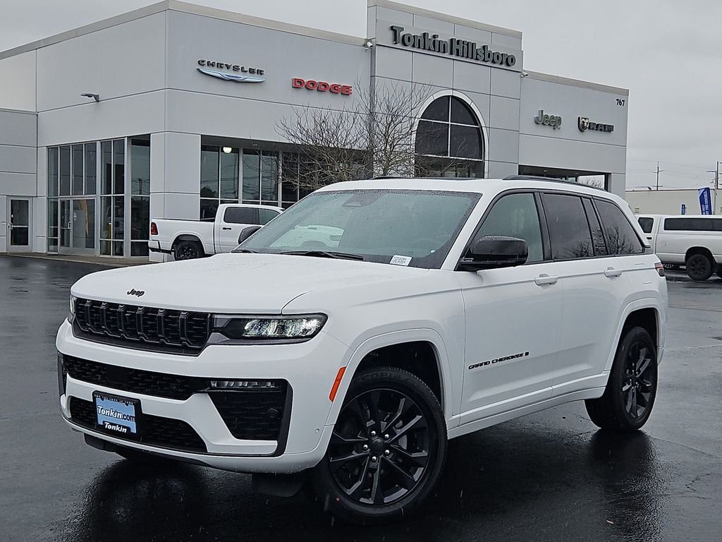 New 2026 Bright White Clear-Coat Exterior Paint Jeep Limited Reserve image 2