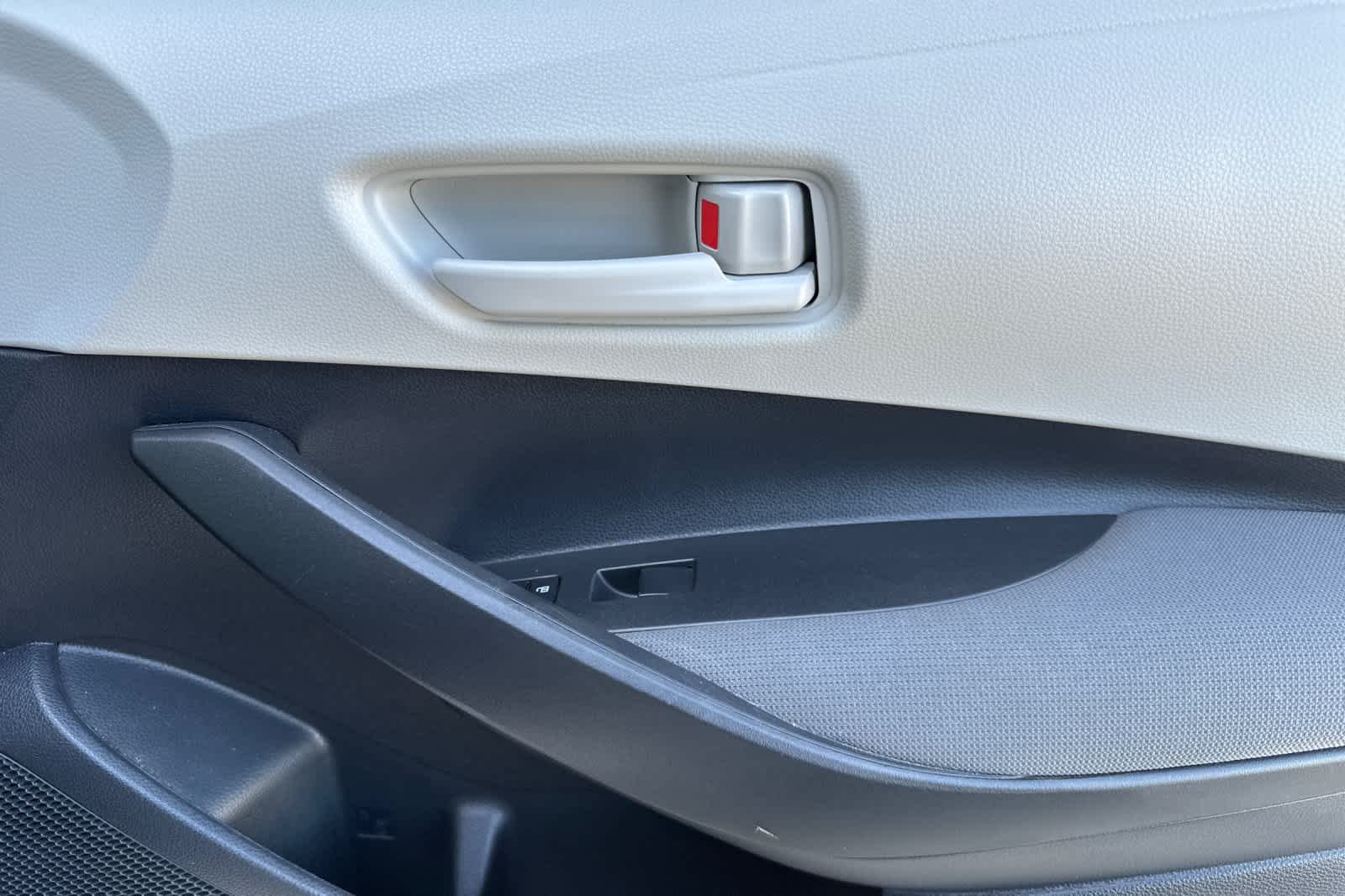 Used 2023 Classic Silver Metallic Toyota LE image 18