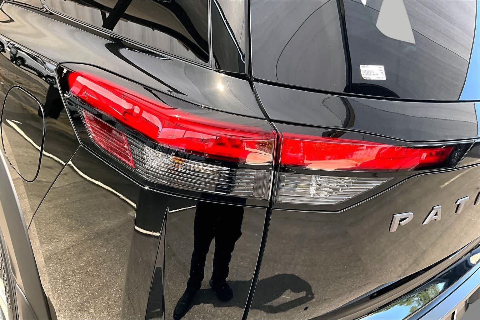New 2026 Super Black Nissan SL image 12