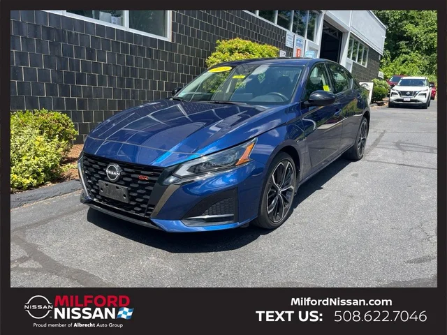 2023 Nissan Altima 2.5 SR
