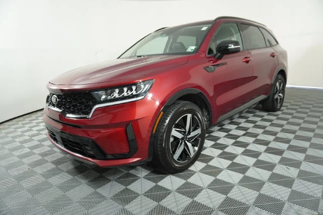 Used 2021 Red Kia EX image 3
