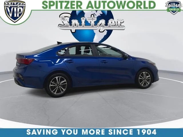 Used 2023 Blue Kia LXS image 10