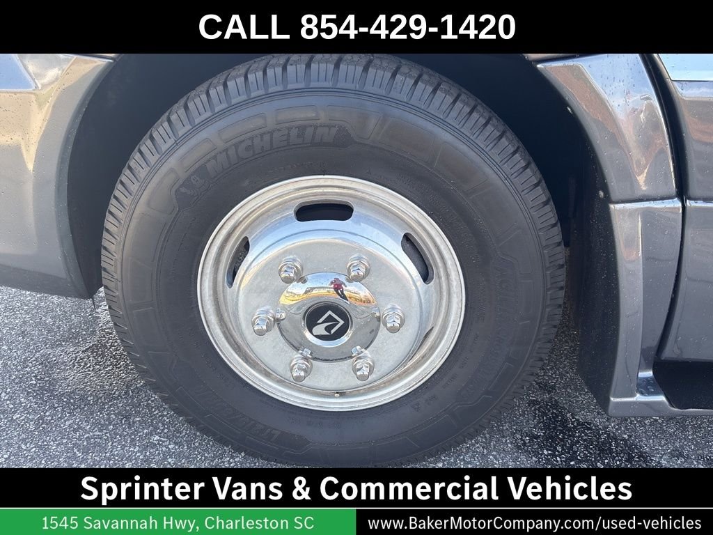 Used 2016 Gray Mercedes-Benz Road Trek image 25