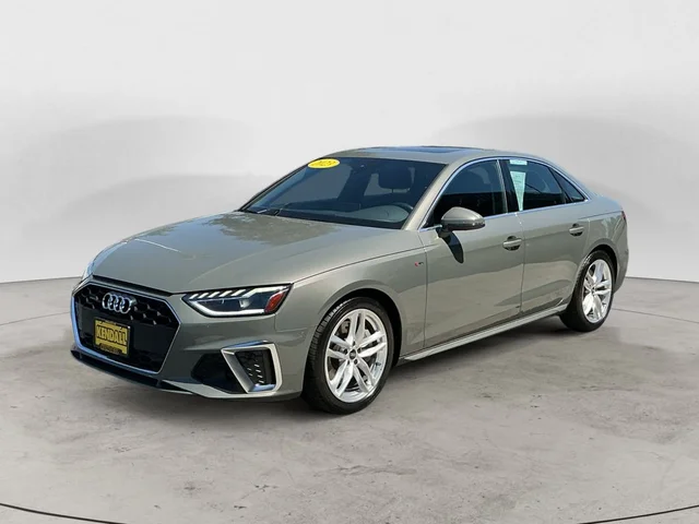 2023 Audi A4 45 S line Premium Plus