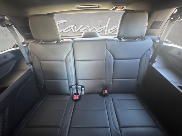 Used 2022 Summit White Chevrolet Z71 image 22