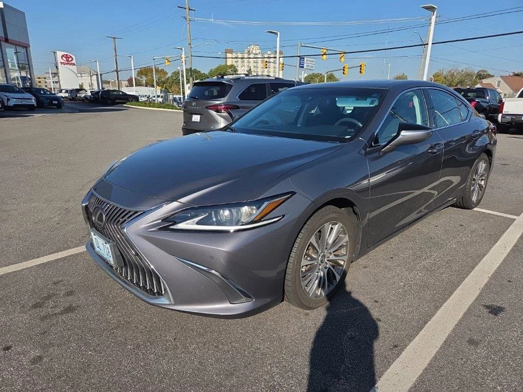 Used 2021 Gray Lexus 350 image 4