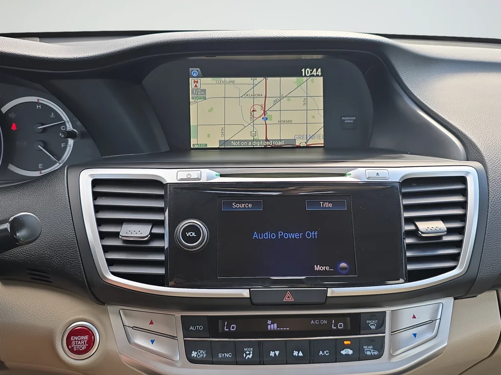 Used 2015 Beige Honda EX-L image 14