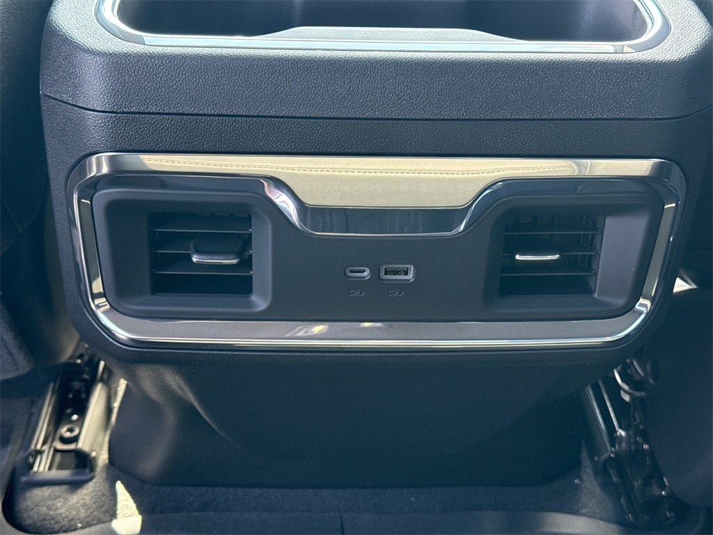 2026 GMC SIERRA - Image 30