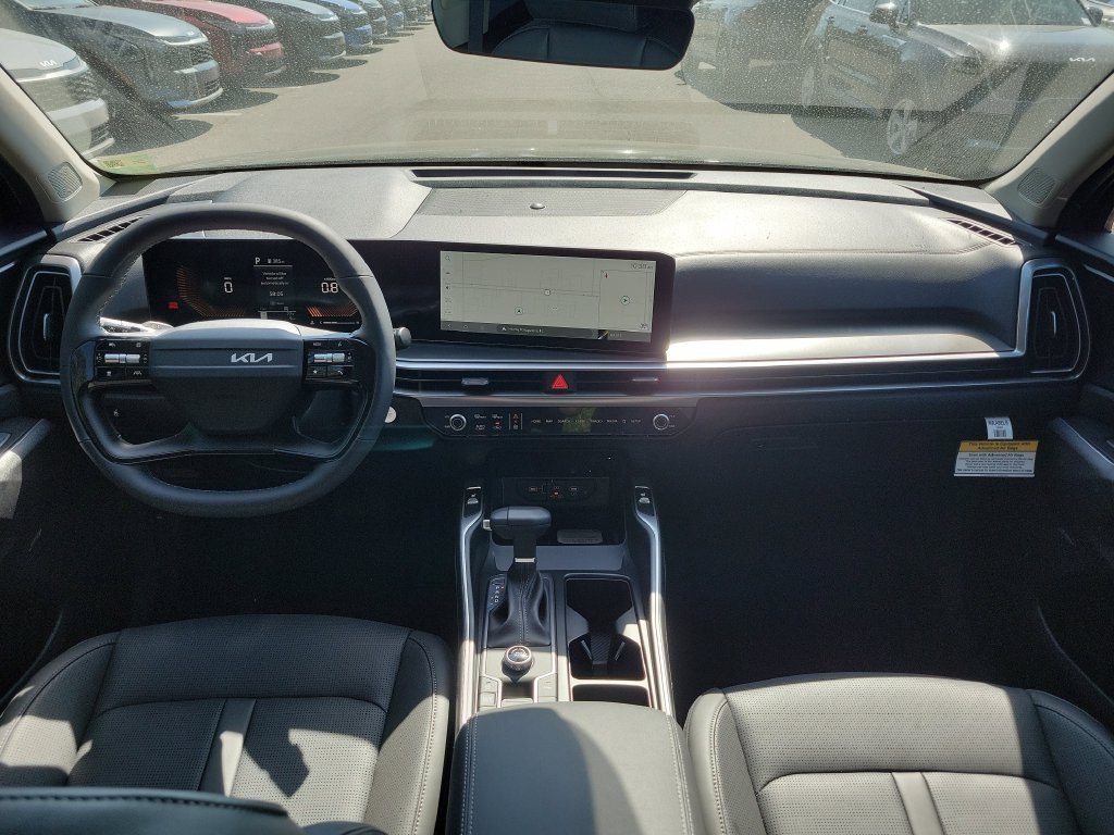 New 2026 Ebony Black Kia EX image 18