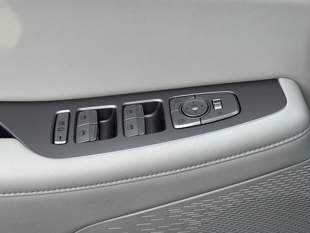 Used 2024 Red Hyundai Limited image 29