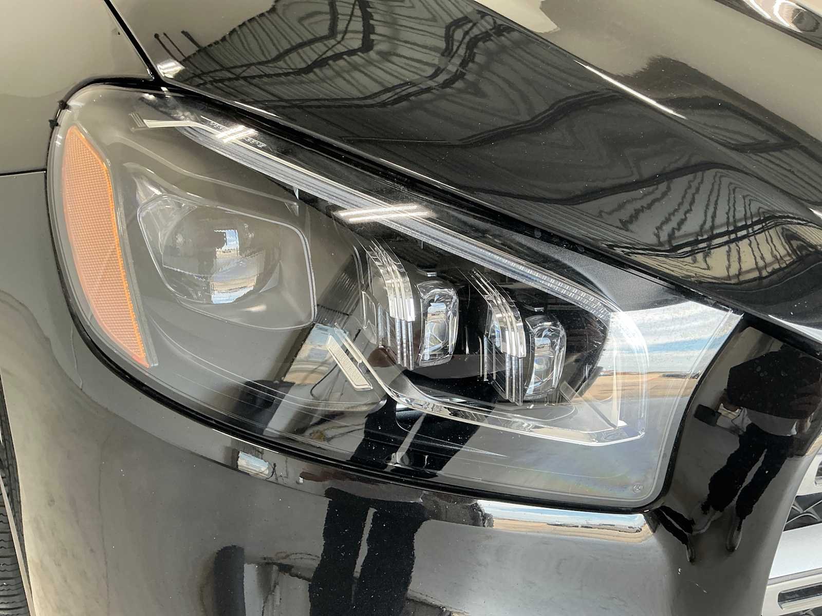 Certified Used 2023 Obsidian Black Metallic Mercedes-Benz GLS 450 image 4