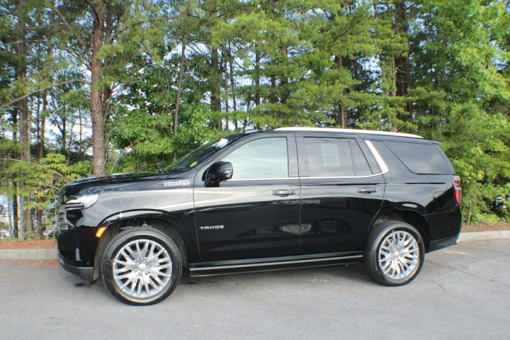 Used 2023 BLACK Chevrolet High Country image 4