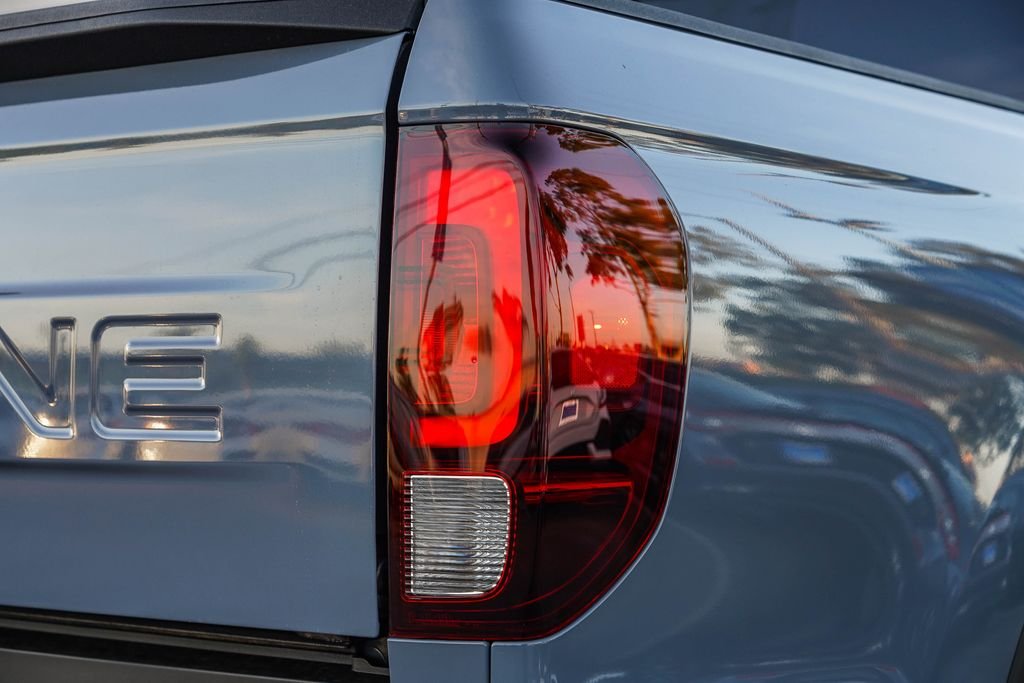 New 2026 Sonic Gray Pearl Honda RTL image 10