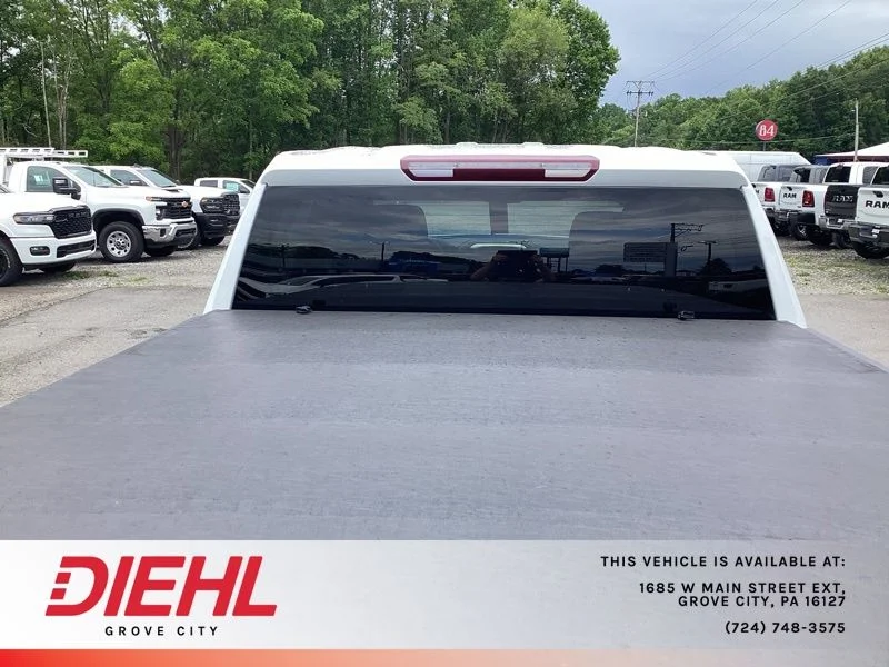 Used 2022 White Chevrolet RST image 14