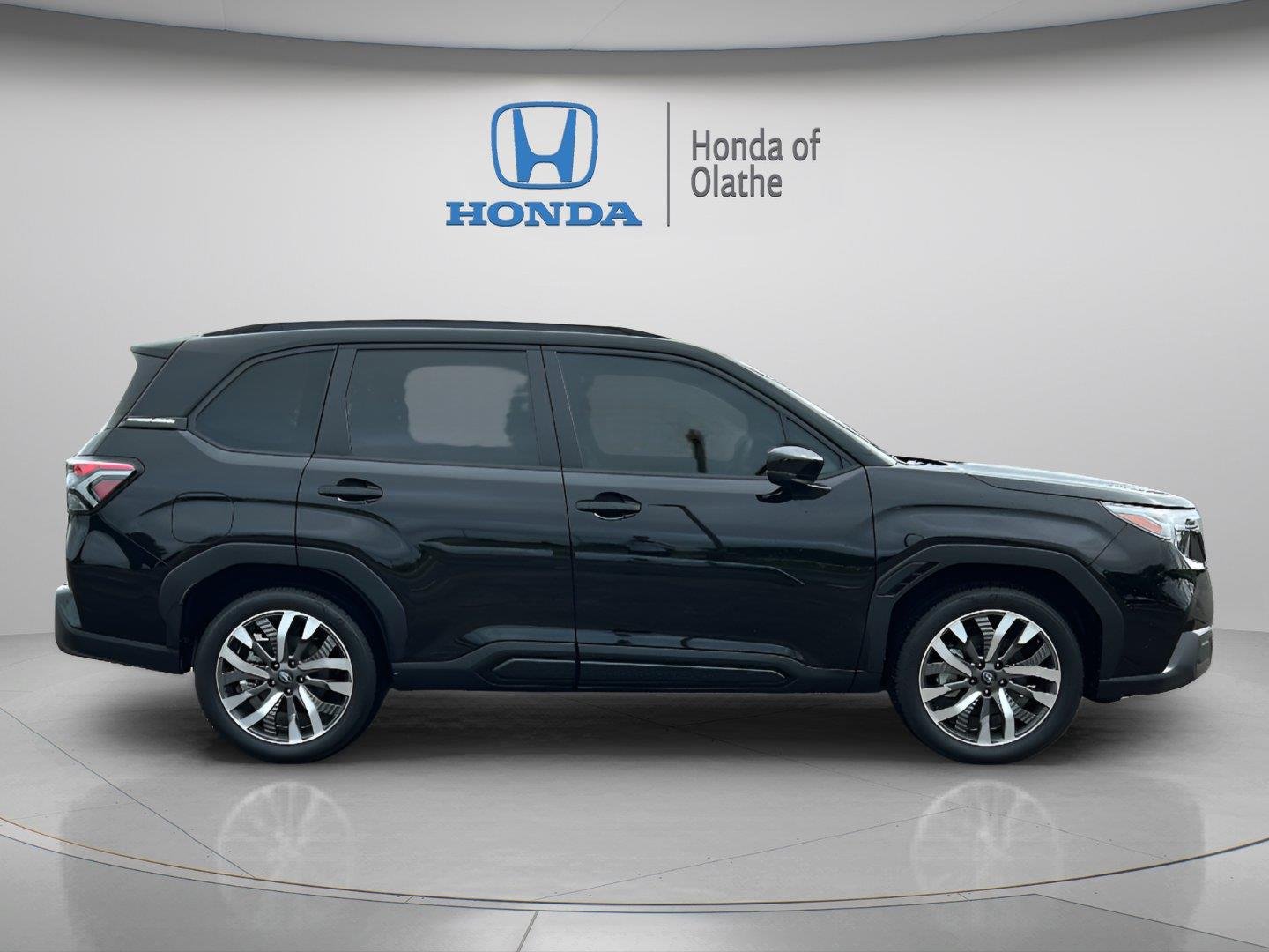 Used 2026 Subaru Forester Touring with VIN 4S4SLDT64T3060059 for sale in Kansas City