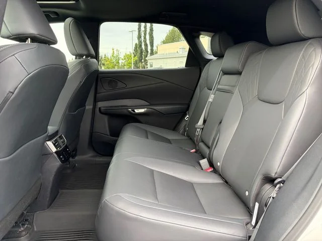 Used 2025 White Lexus 350h Premium image 22