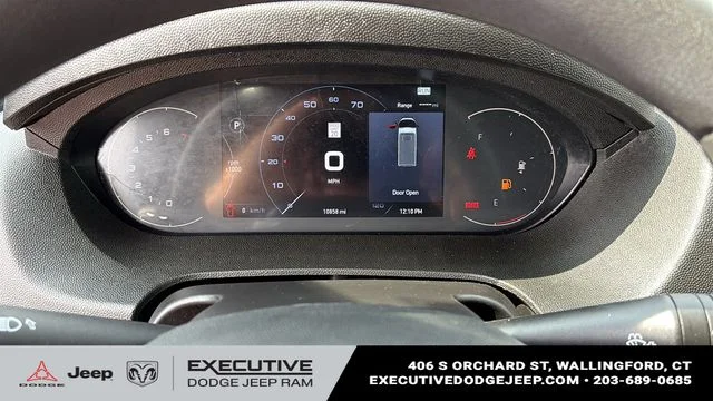 Used 2025 White Ram Base image 13