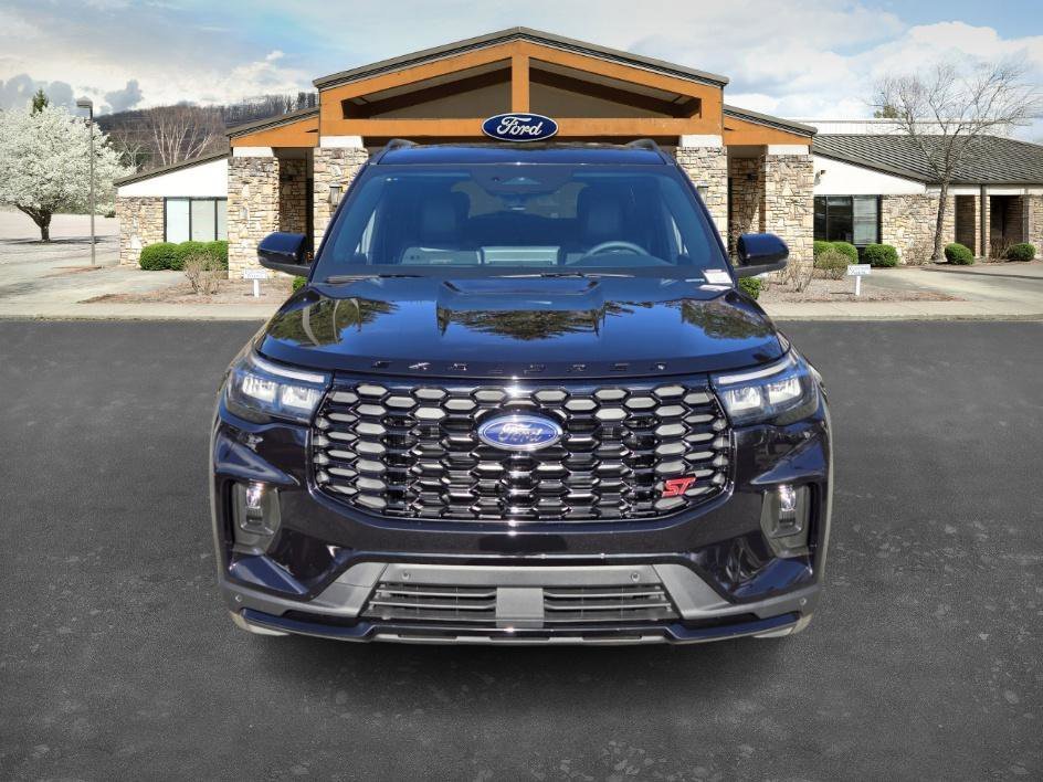 New 2026 Agate Black Metallic Ford ST image 2