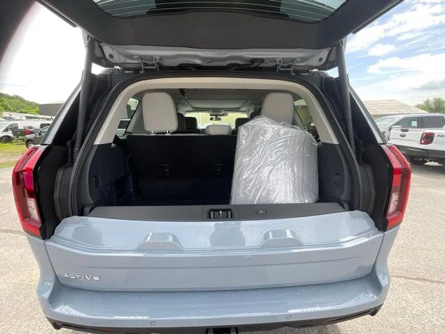 New 2026 Glacier Gray Metallic Tri-Coat Ford Active image 16